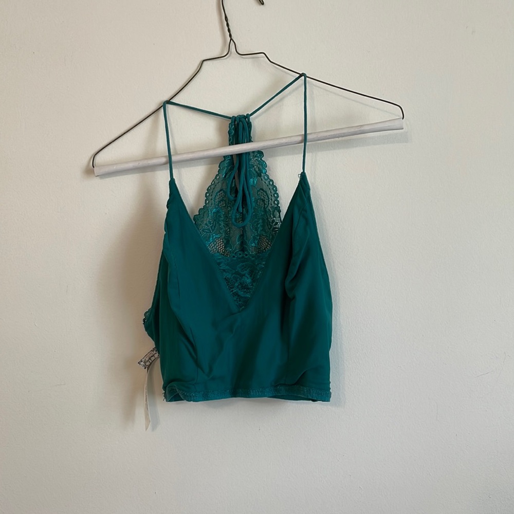 Crop tank top